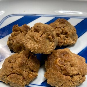 簡単お菓子☆ピーナツバター&フルグラロッククッキー